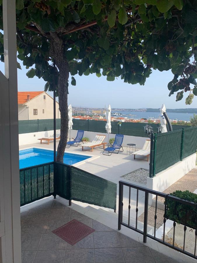 Apartments Villa Bella Vista Seget Trogir Exteriör bild