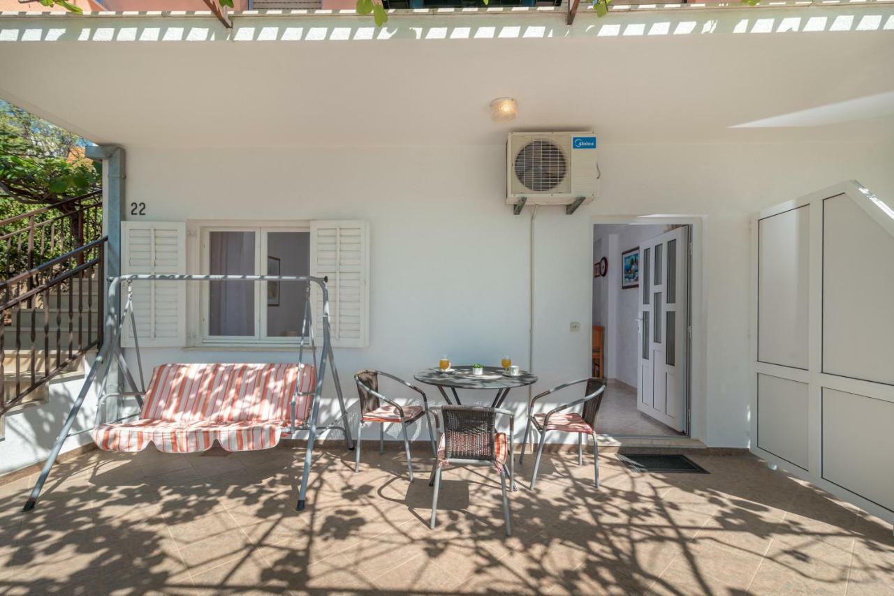Apartments Villa Bella Vista Seget Trogir Exteriör bild