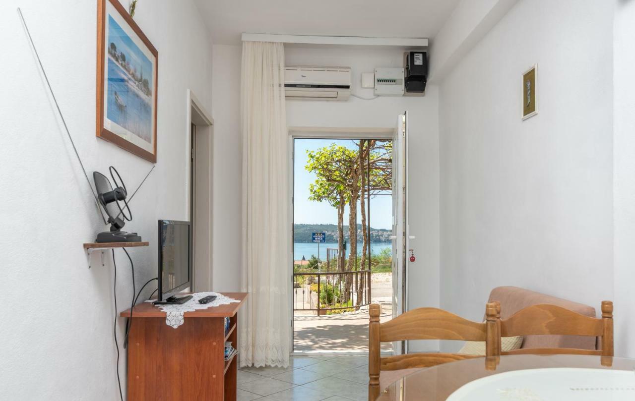 Apartments Villa Bella Vista Seget Trogir Exteriör bild